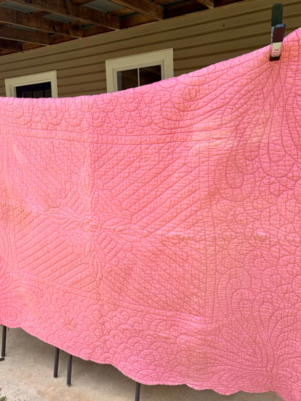 Vintage Reversible Quilt 78x63 Pink Yellow Scalloped Edge